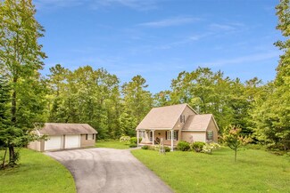 242 Old Mill Rd, Center Conway, NH 03813
