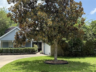 519 E Hillary Cir, Sugar Land, TX 77498