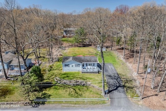 1287 Lace Dr, East Stroudsburg, PA 18302