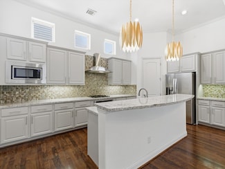 6109 Stillman St, Houston, TX 77007