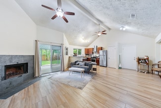 3102 S Peach Hollow Cir, Pearland, TX 77584