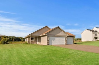 722 Hilltop Ln, Saint Croix Falls, WI 54024