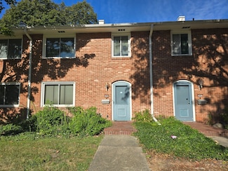 2009 Vawter St, Urbana, IL 61801