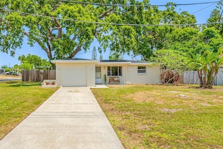 10599 111th Ave N, Largo, FL 33773