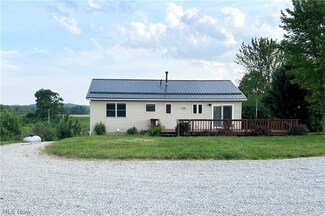 7617 Darrow Rd, Huron, OH 44839