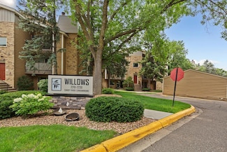 2220 Ridge Dr Unit 31, Saint Louis Park, MN 55416