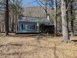 4 Antler Club Rd, Pine Plains, NY 12567