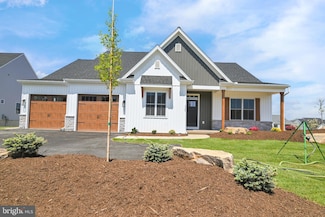 699 Wellington Way Unit 27, York, PA 17406