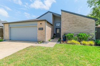 12800 Briar Forest Dr Unit 111, Houston, TX 77077