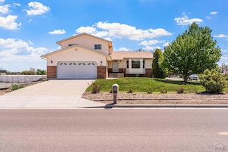 990 23rd Ln, Pueblo, CO 81006