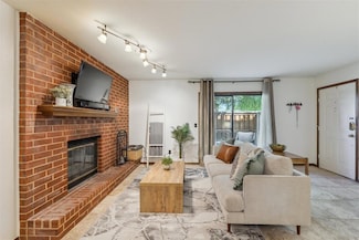 4400 Hemingway Dr Unit 102, Oklahoma City, OK 73118