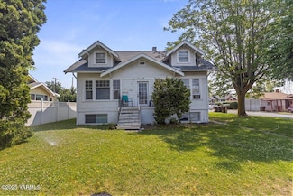 1009 S 11th Ave, Yakima, WA 98902