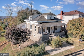 60 Locust St, Bressler, PA 17113
