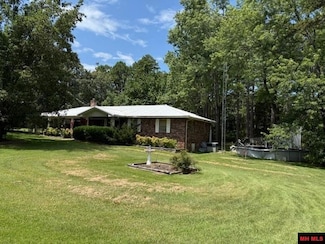 11059 Arkansas 5, Salesville, AR 72653