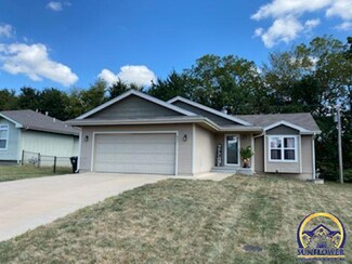 541 Porter St, Auburn, KS 66402
