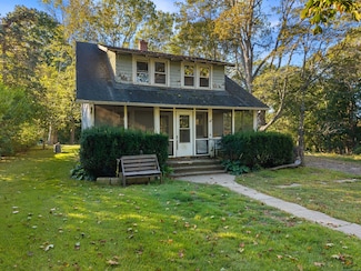 58 Railroad Ave, Madison, CT 06443