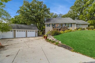 1930 NW 70th Place, Ankeny, IA 50023