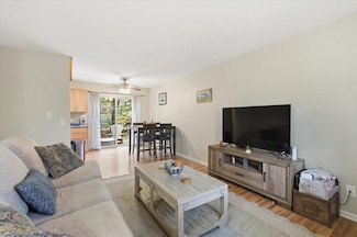 425 Dorset St Unit 21, South Burlington, VT 05403