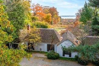 436 Love Ln, East Greenwich, RI 02818