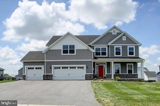 454 Winchester Dr, Chambersburg, PA 17202