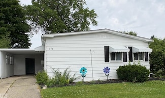 174 Flicker St, Rochester Hills, MI 48309