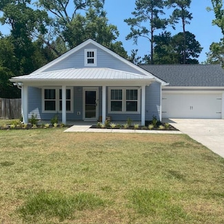 448 Morrow St, Moncks Corner, SC 29461