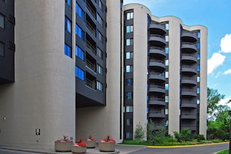 3151 Dean Ct Unit B703, Minneapolis, MN 55416