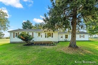 1725 Kellogg Rd, Ionia, MI 48846