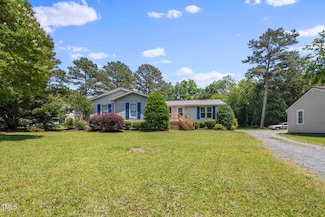 207 Bingham St, Carthage, NC 28327
