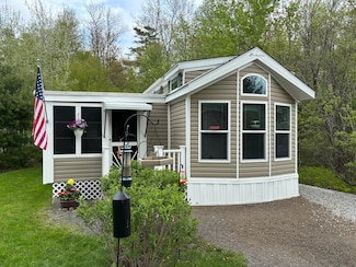 22 Loon Loop, Warren, ME 04864
