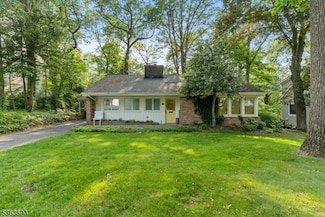76 Beech Ave, Berkeley Heights, NJ 07922