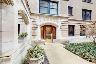 2341 N Commonwealth Ave Unit 1L, Chicago, IL 60614