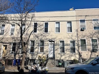 60-17 54th St, Flushing, NY 11378