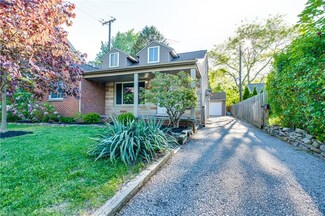 410 Bratenahl Rd, Cleveland, OH 44108