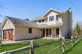 813 Wauconda Rd, Wauconda, IL 60084