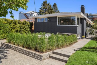 3226 60th Ave SW, Seattle, WA 98116