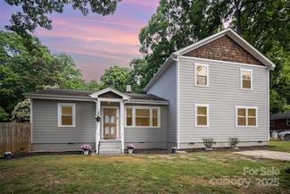 5421 Princess St, Charlotte, NC 28269