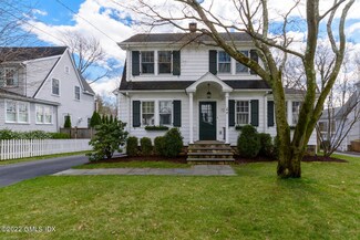 72 Middlesex Rd, Darien, CT 06820