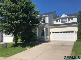 13915 Kelly Dr, Bellevue, NE 68123