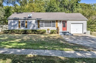 816 NE 83rd St, Kansas City, MO 64118