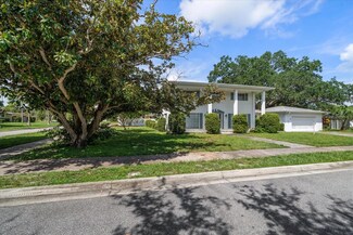 24 Fountain Square, Belleair, FL 33756