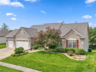 3003 Bear Ridge Dr, Wentzville, MO 63385