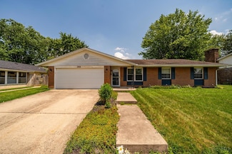 366 Mayfair Dr, Wilmington, OH 45177