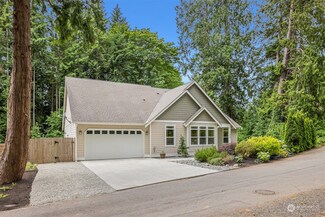 25989 Dunlin Ln NE, Kingston, WA 98346