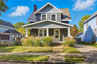 44 W Pacemont Rd, Columbus, OH 43202