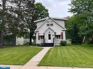 3806 2nd Ave E, Hibbing, MN 55746