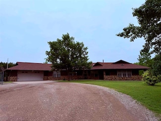 1199 N Amanda Ln, Stillwater, OK 74075