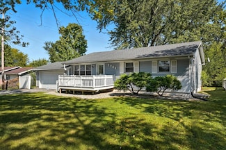 7701 Whitcomb St, Merrillville, IN 46410