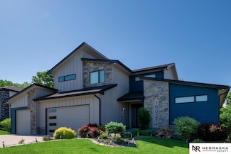 16027 Zac Ln, Bennington, NE 68007