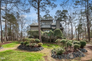 737 Pinehurst Dr, Chapel Hill, NC 27517